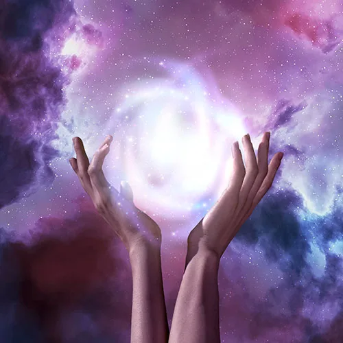 Transforma-Tu-Vida-con-Luz-Infinita-Experta-en-Videncia-y-Sanación-terapias-holisticas